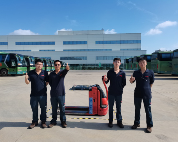 国毅“真功夫”—我司选手在2021年度叉车安全操作技能竞赛中勇夺佳绩